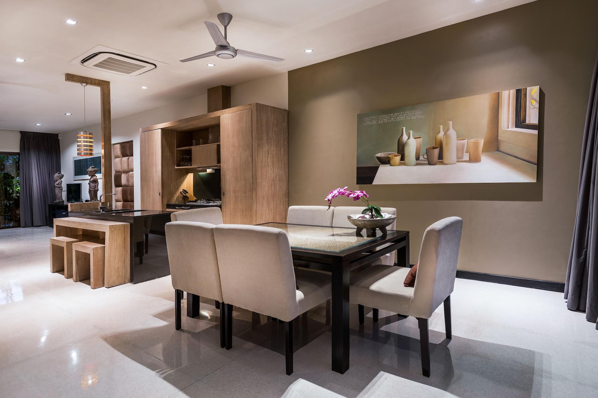 Hotel Cicada Luxury Townhouses 4*