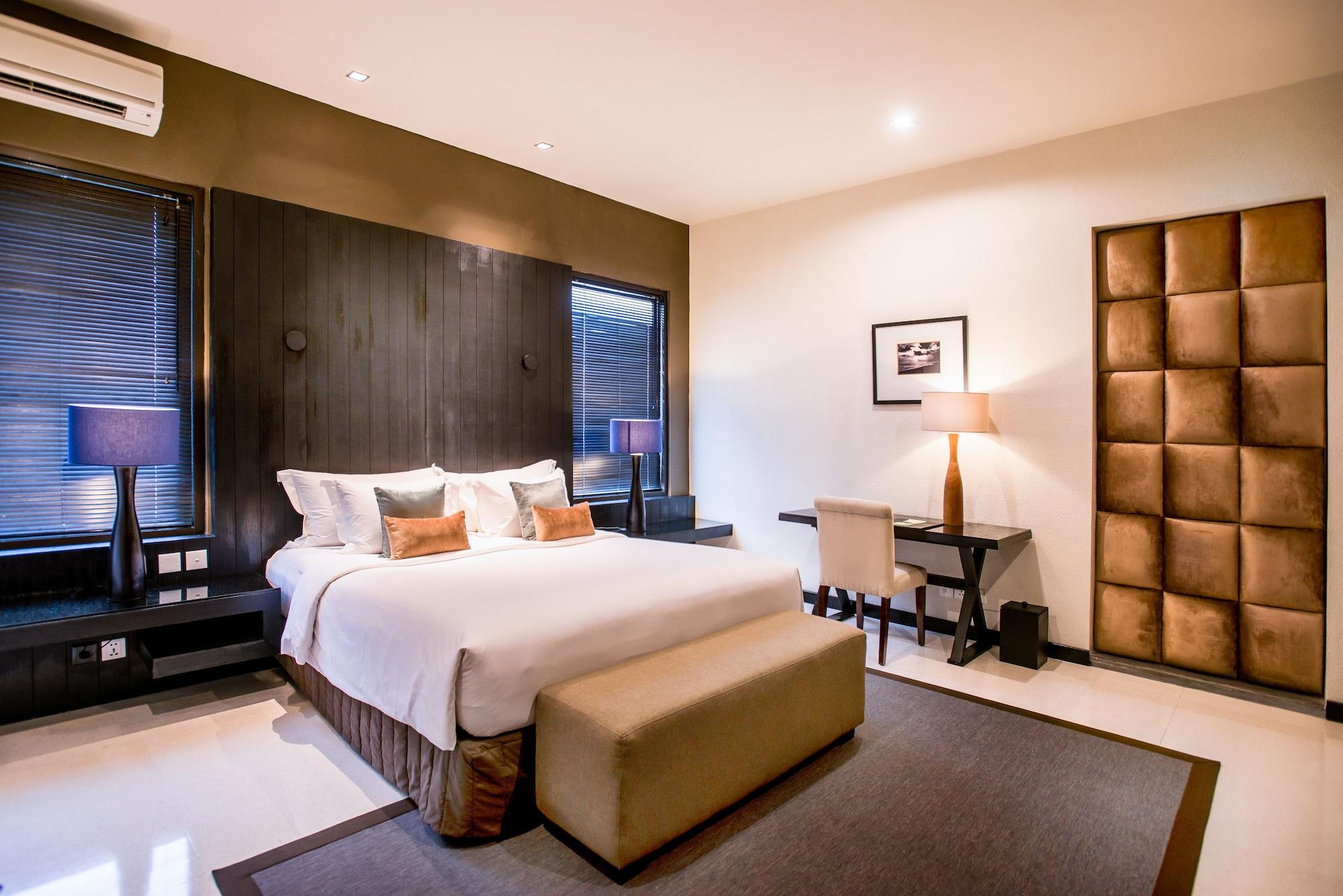Cicada Luxury Townhouses Hotel 4*