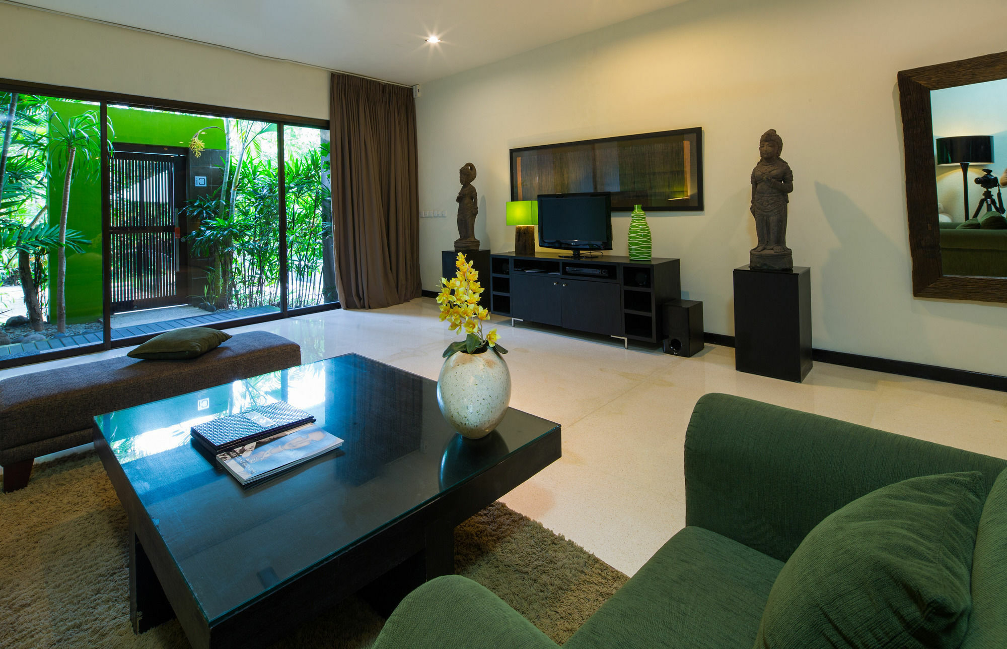 Cicada Luxury Townhouses Hotel